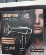 سشوار جیپاس مدل GHD86069 ظرفیت ۲۲۰۰ وات با سری فر کننده و باد سرد - تصویر 2