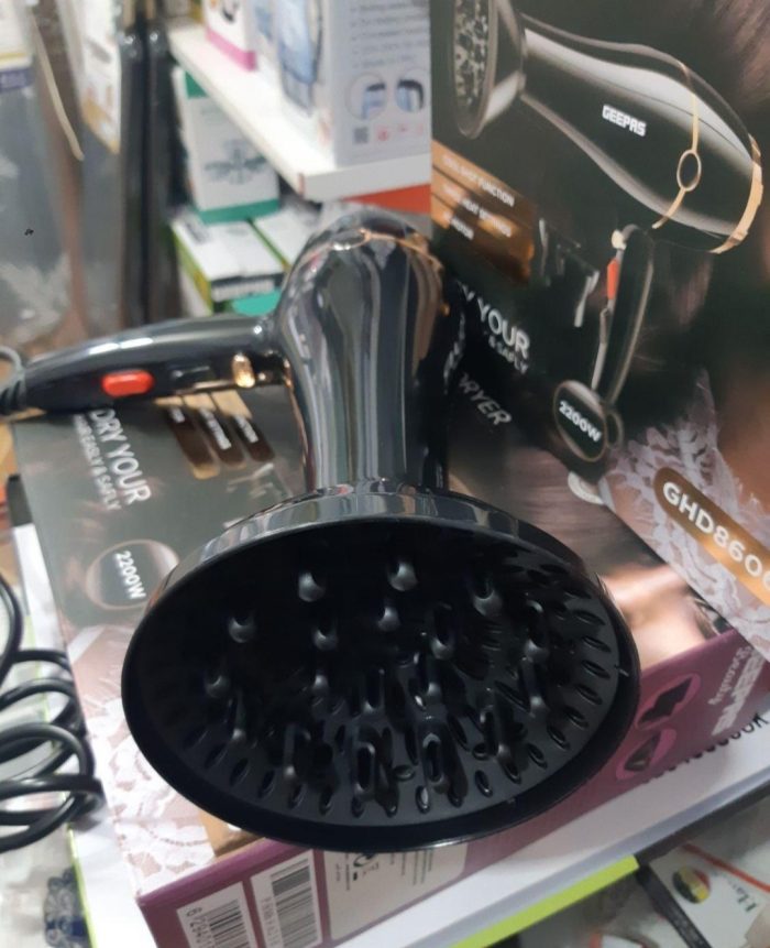 سشوار جیپاس مدل GHD86069 ظرفیت ۲۲۰۰ وات با سری فر کننده و باد سرد - تصویر 5